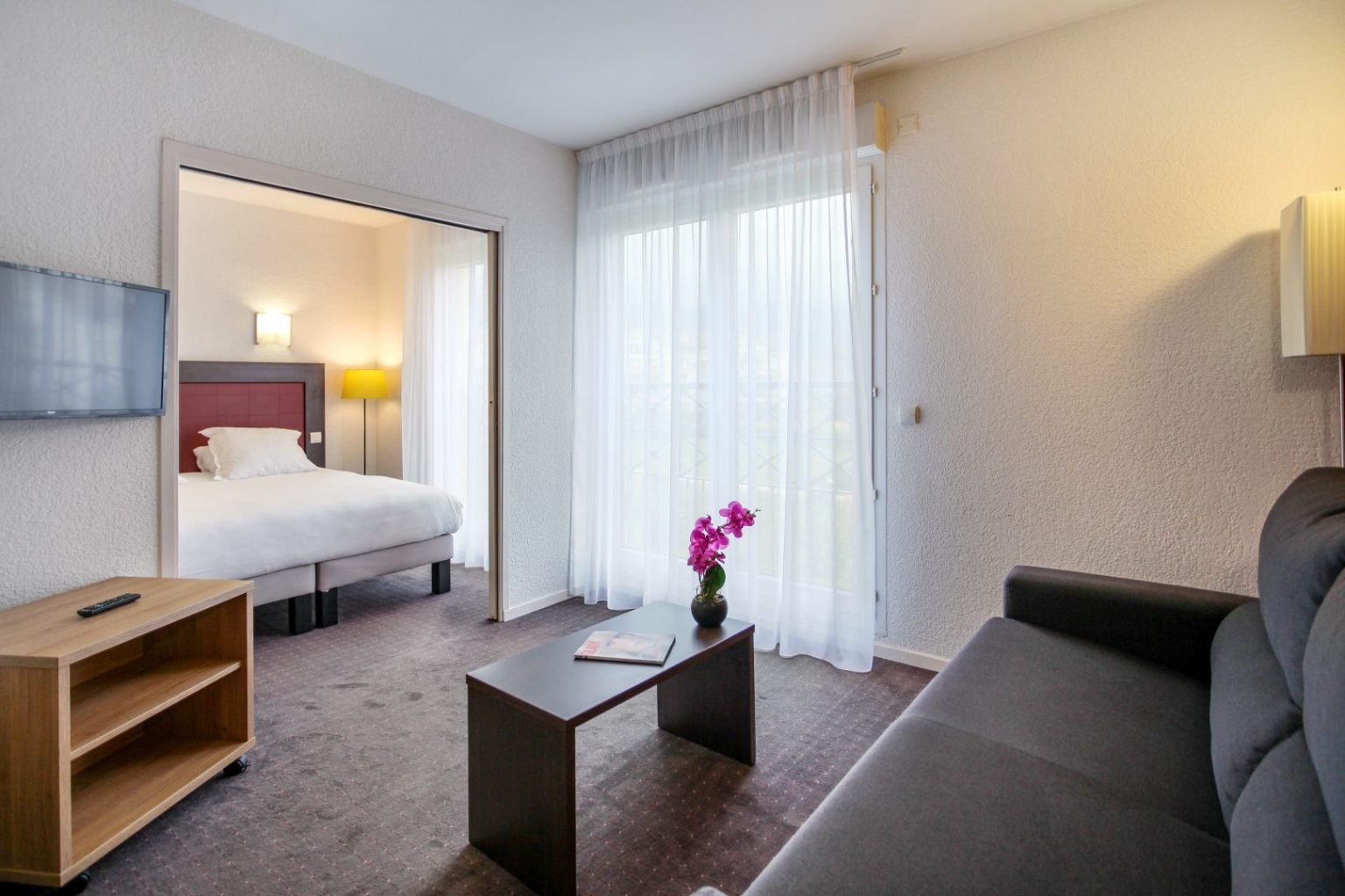 Hotel Residence Park&suites Divonne Geneve Airport www.zenitude-hotel-residences.com