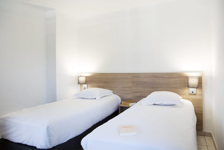 Hotel Residence Park&suites Divonne Geneve Airport www.zenitude-hotel-residences.com