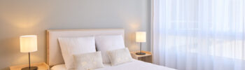 Chambre double avec décoration soignée