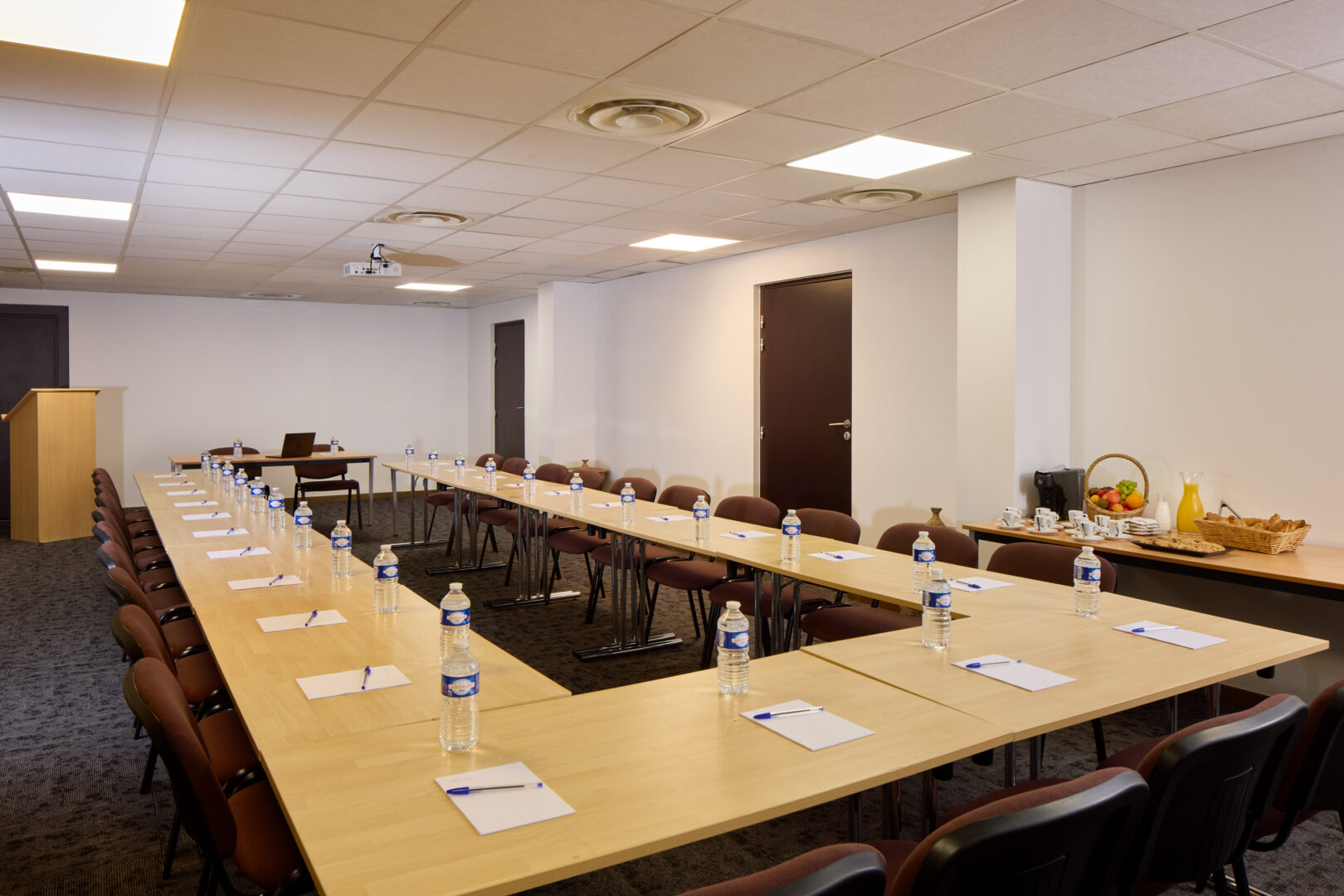 Salle de séminaire ferney